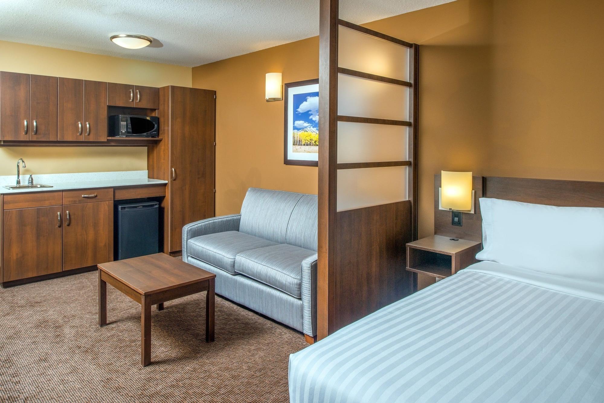 Microtel Inn & Suites By Wyndham Red Deer Exterior photo